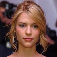 Bercinta Dengan Pria Berumur, Claire Danes Grogi